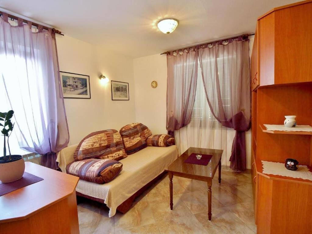 Barbat na Rabu Apartments Zdenka - Garden Terrace מראה חיצוני תמונה